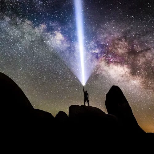 Varta Night Cutter Pro F40R elemlámpa